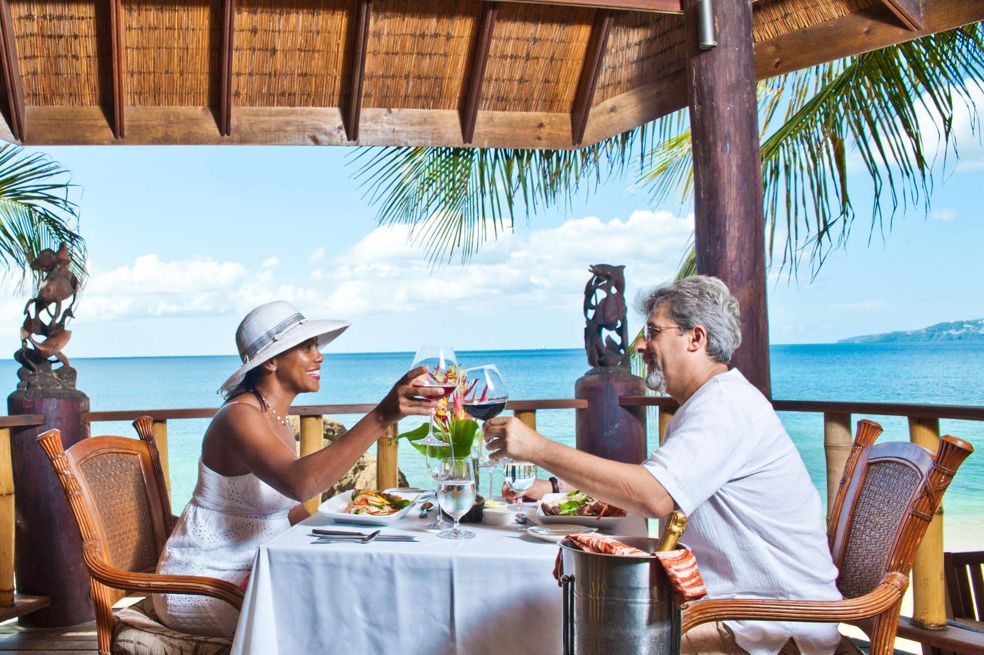 Maca Bana Hotel St. George's Bagian luar foto