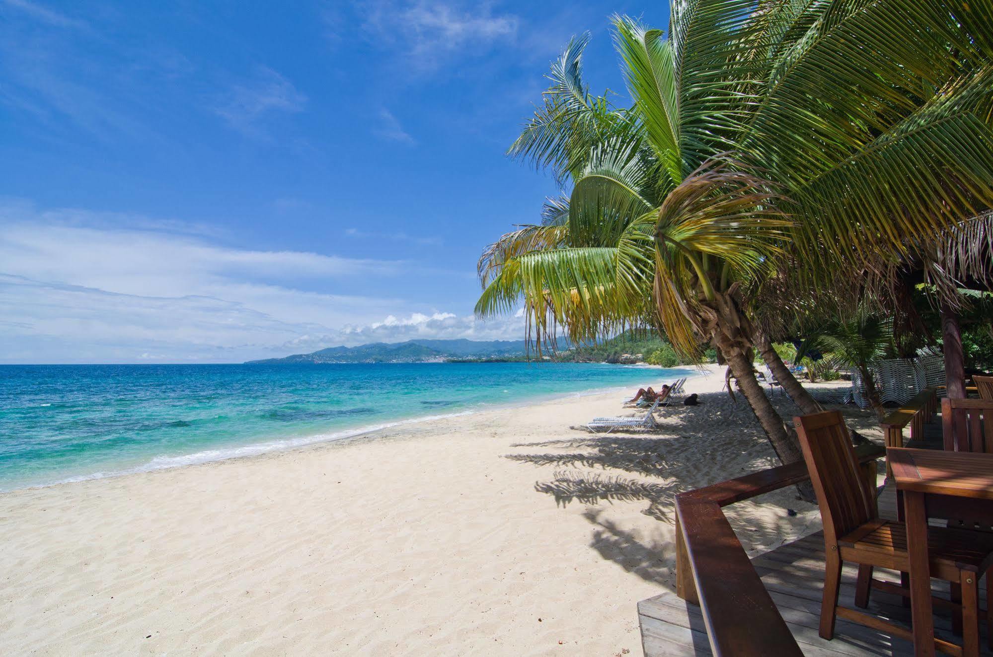 Maca Bana Hotel St. George's Bagian luar foto